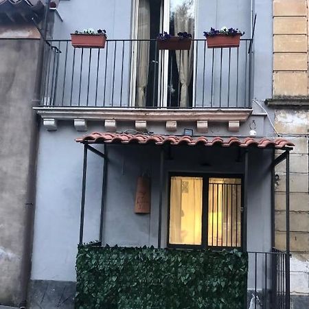 Via Idria 14 Apartment Катания Екстериор снимка