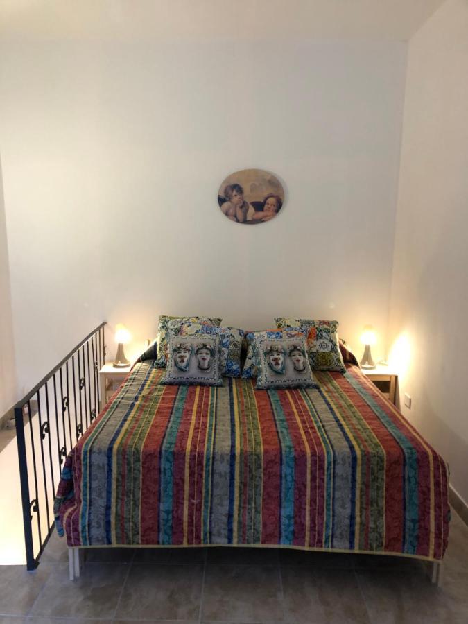 Via Idria 14 Apartment Катания Екстериор снимка