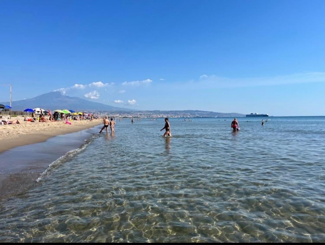 Via Idria 14 Apartment Катания Екстериор снимка